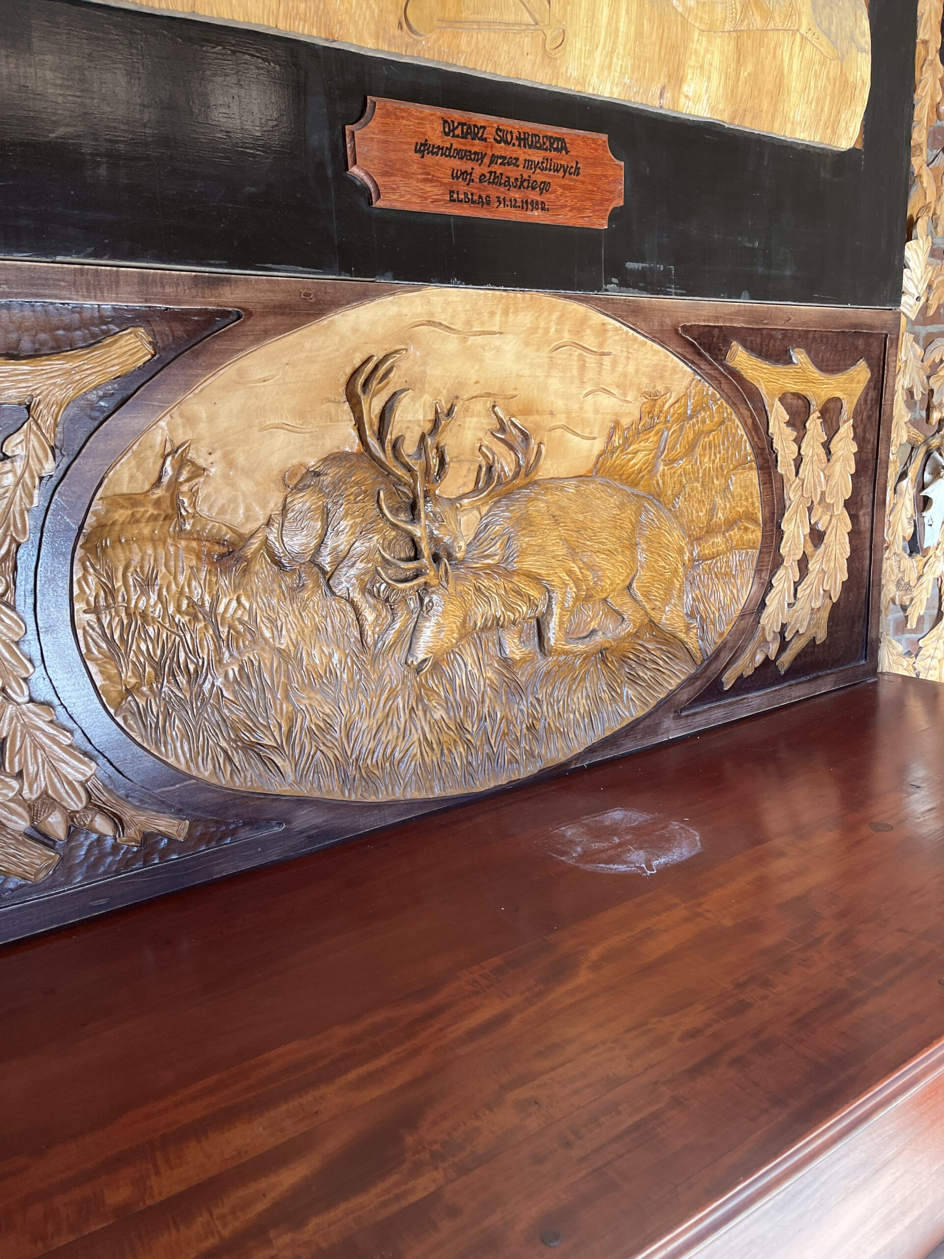 OŁTARZ ŚW. HUBERTA